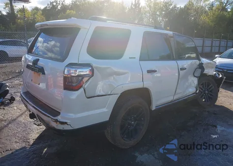 2021 Toyota 4Runner Nightshade Special Edition z USA, uszkodzony, nr VIN JTEJU5JR1M5949029